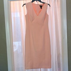 NWT White House Black Market soft pink sheath dress perfect for summer!